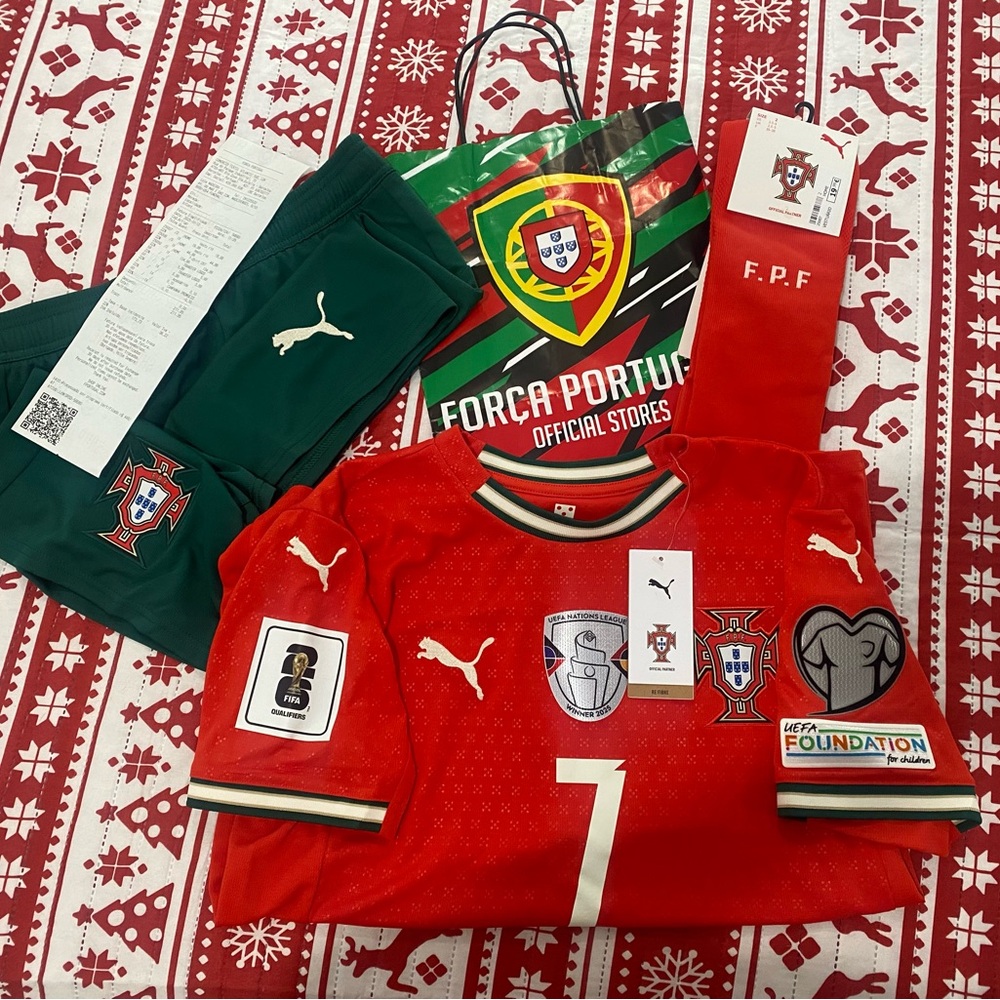 Puma Portugal Red Soccer Jersey ( 3 pieces )